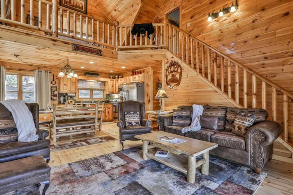 Luxury Babbling River Mtn - 3 Master - Hot Tub - Great Price! (adults Only) Ellijay